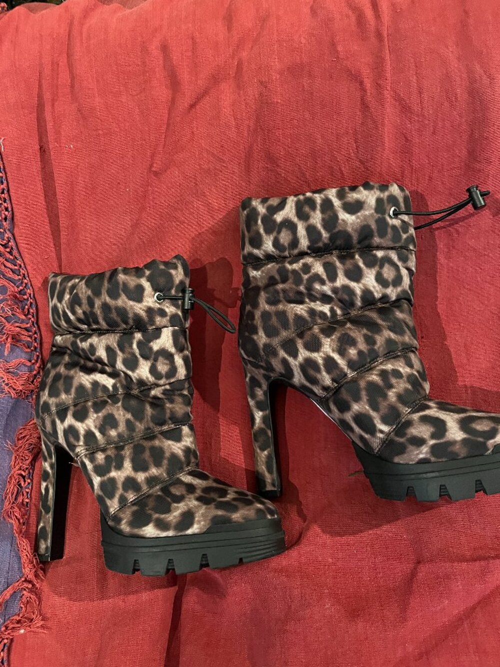 BOOTS
